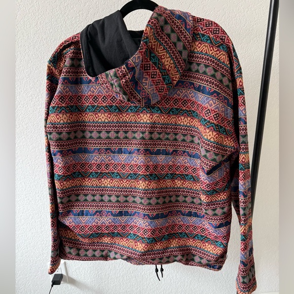 Colorful Patterned Jacket - Picture 3 of 4